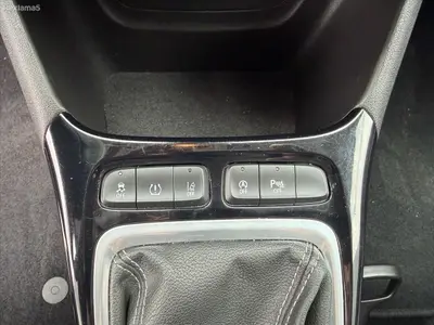 Opel Crossland 2022, слика 9