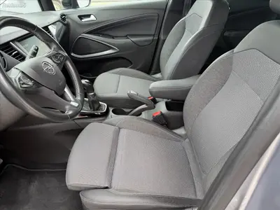 Opel Crossland 2022, слика 10