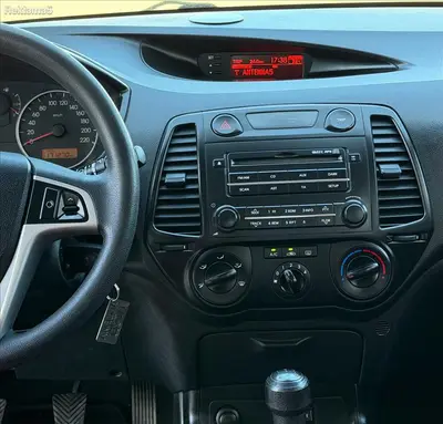 Hyundai i20 2009, слика 7